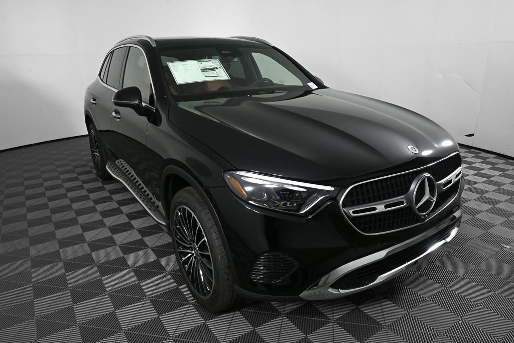 New 2026 Black Mercedes-Benz GLC 300 image 24