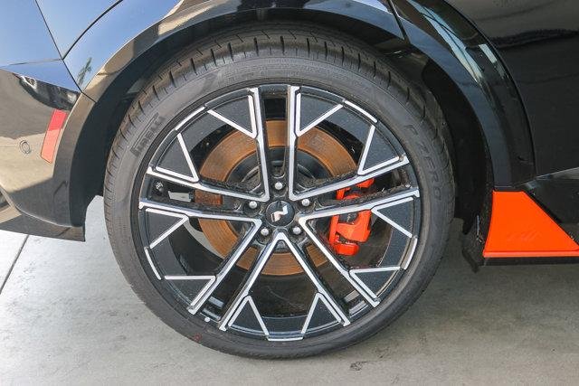 2025 Hyundai IONIQ 5 N - Photo 10