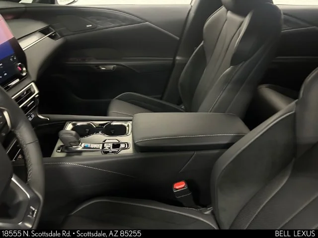 Certified Used 2024 White Lexus 500h F SPORT Performance image 19