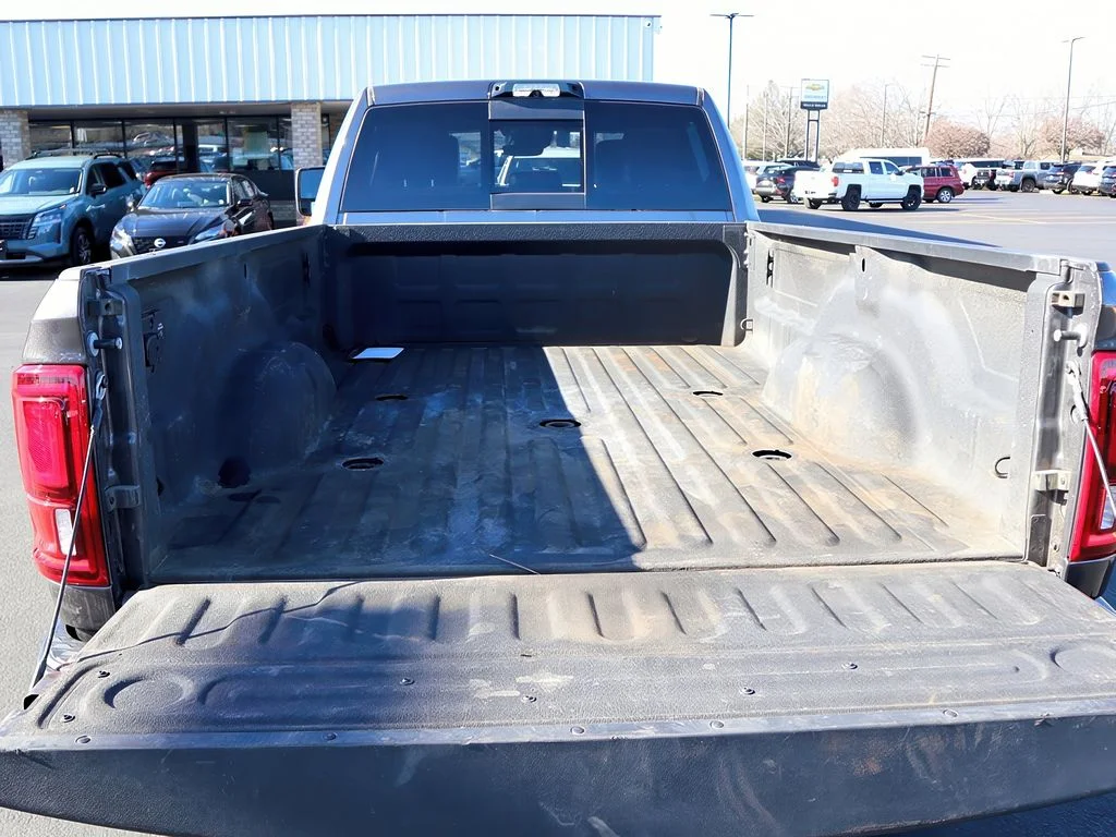 2025 RAM Ram 3500 Pickup Laramie - Photo 9