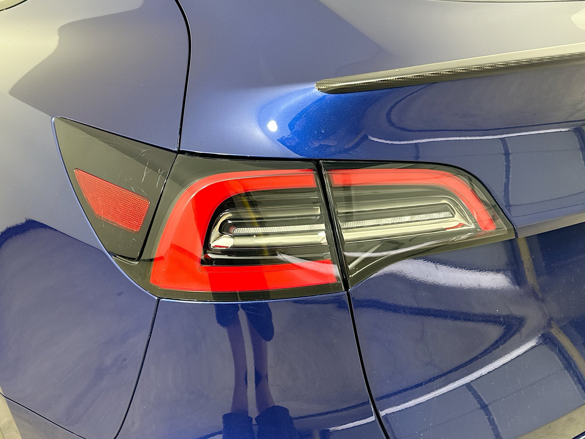 Used 2021  Tesla Performance image 12
