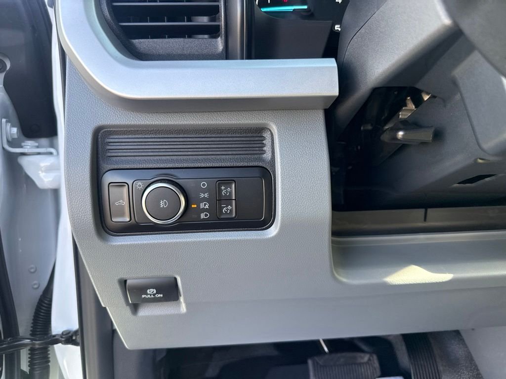 New 2026 White Ford XLT image 23