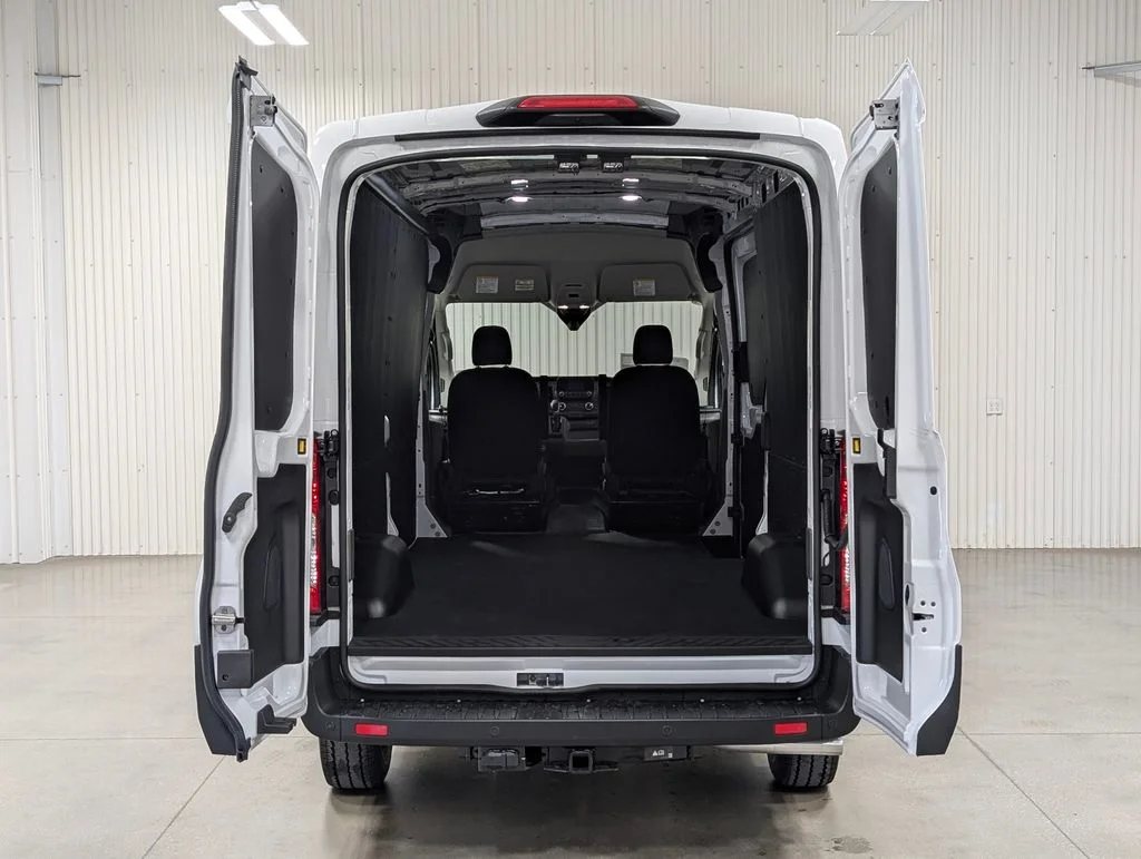 2025 Ford Transit Van Base - Photo 8