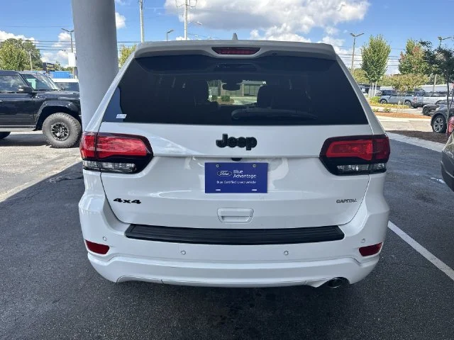 Used 2020 White Jeep Altitude image 27