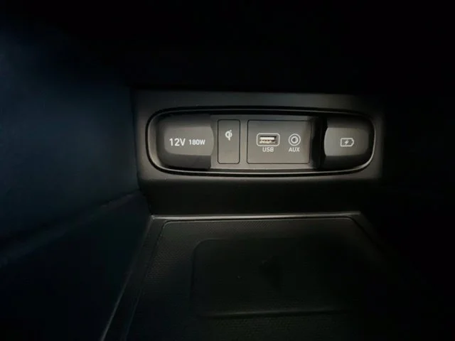 Used 2020 Twilight Black Hyundai SEL image 33