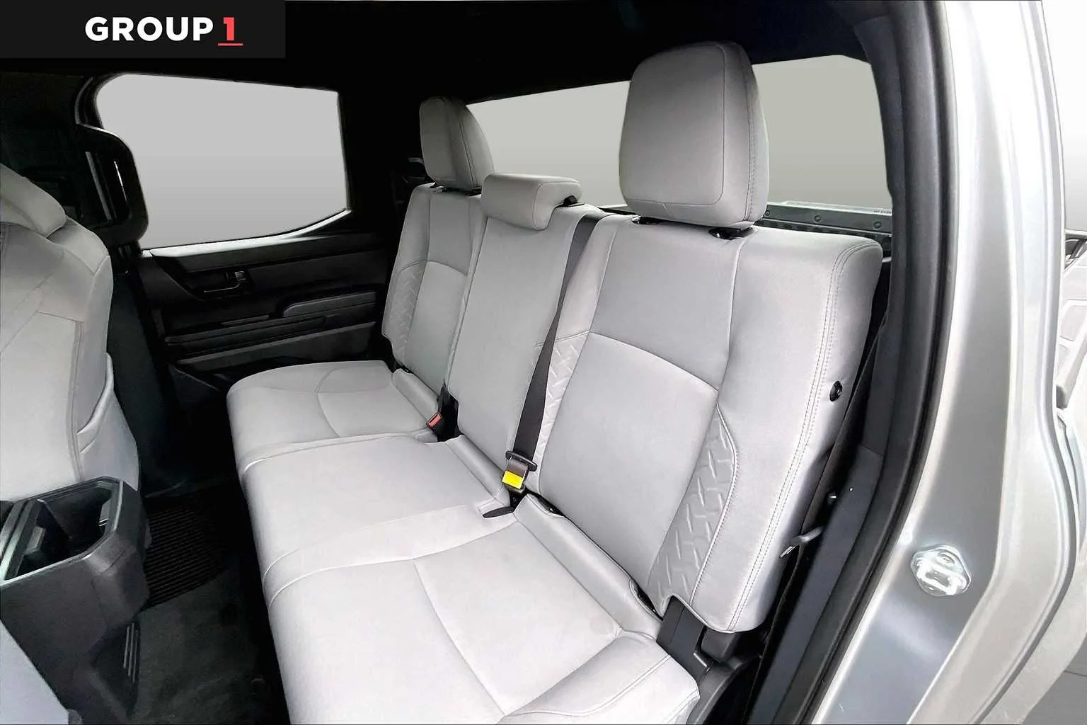 2025 Toyota Tacoma SR5 - Photo 21