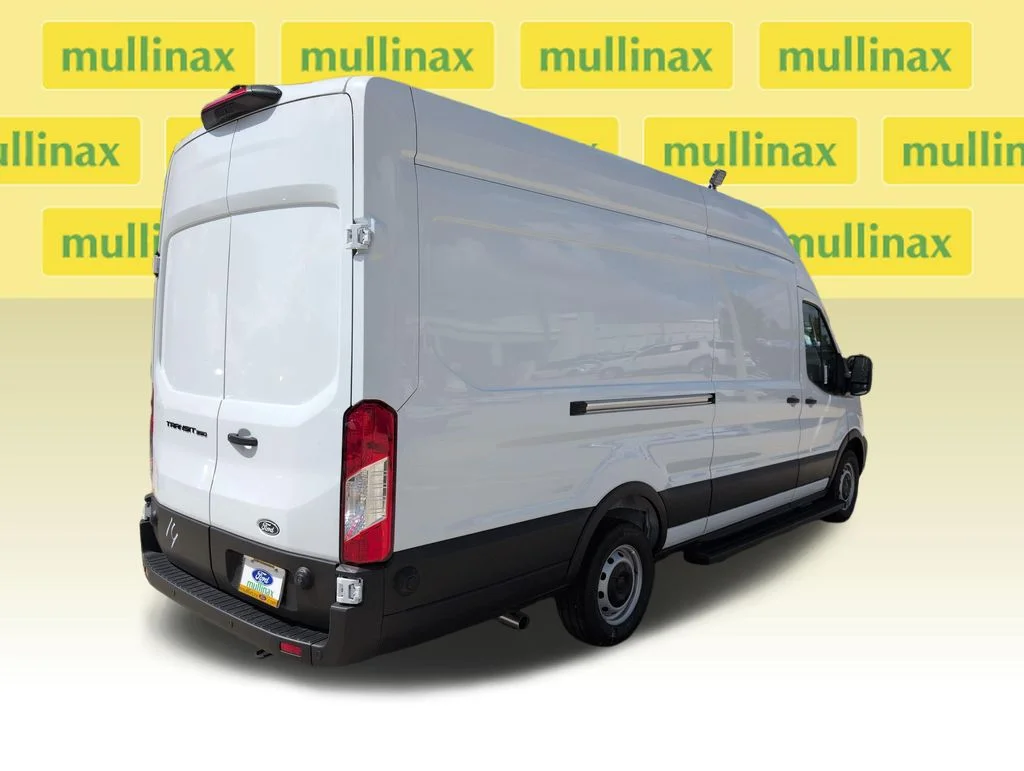 New 2026 White Ford Base image 4