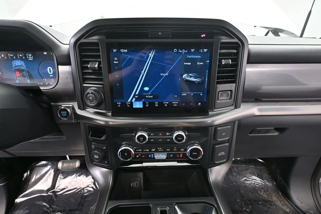 Used 2025 White Ford Lariat image 35