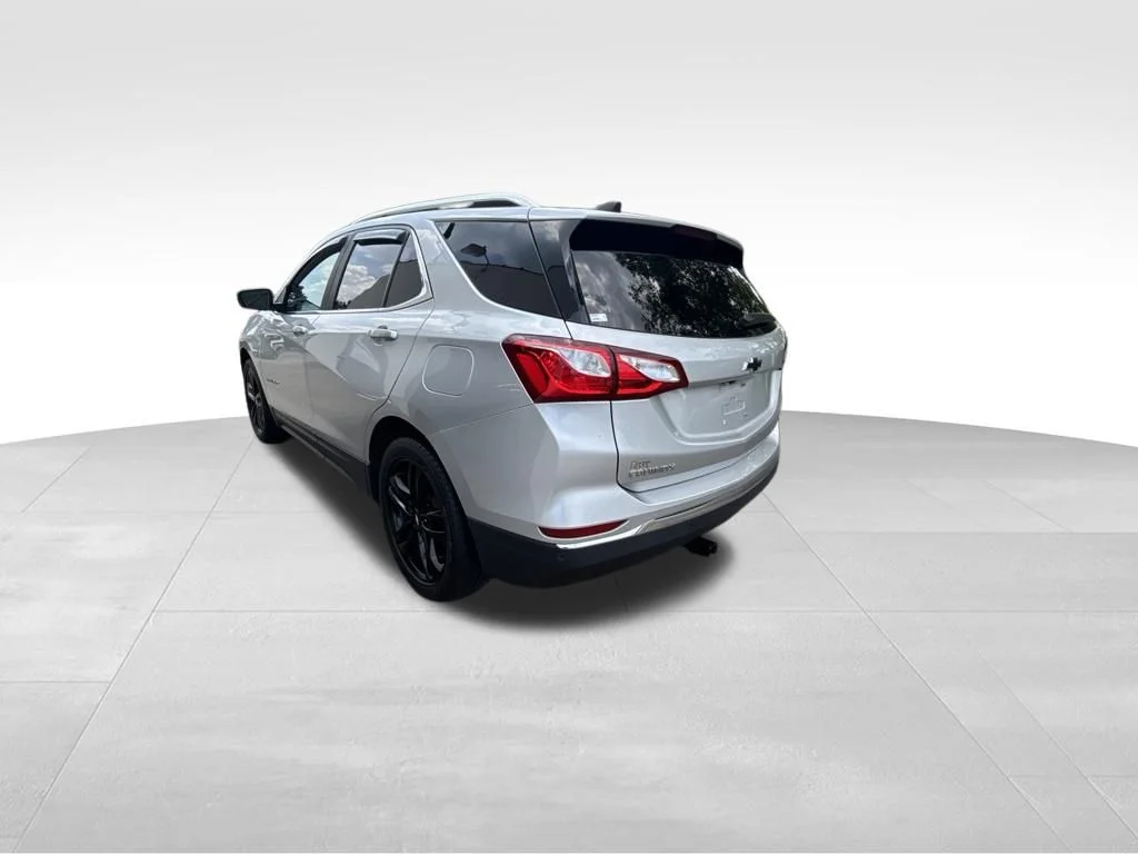 Used 2021 Silver Chevrolet LT image 4