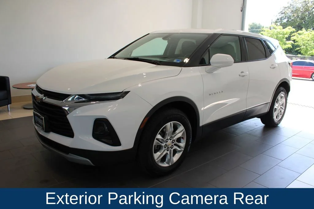 Used 2020 SUMMIT WHITE Chevrolet LT image 13