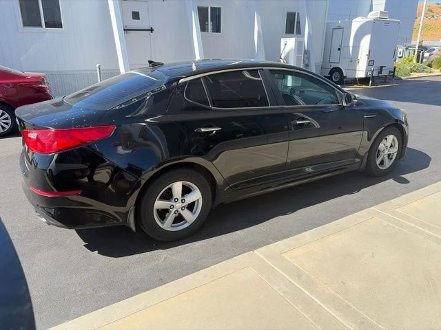 Used 2014 Black Kia LX image 6