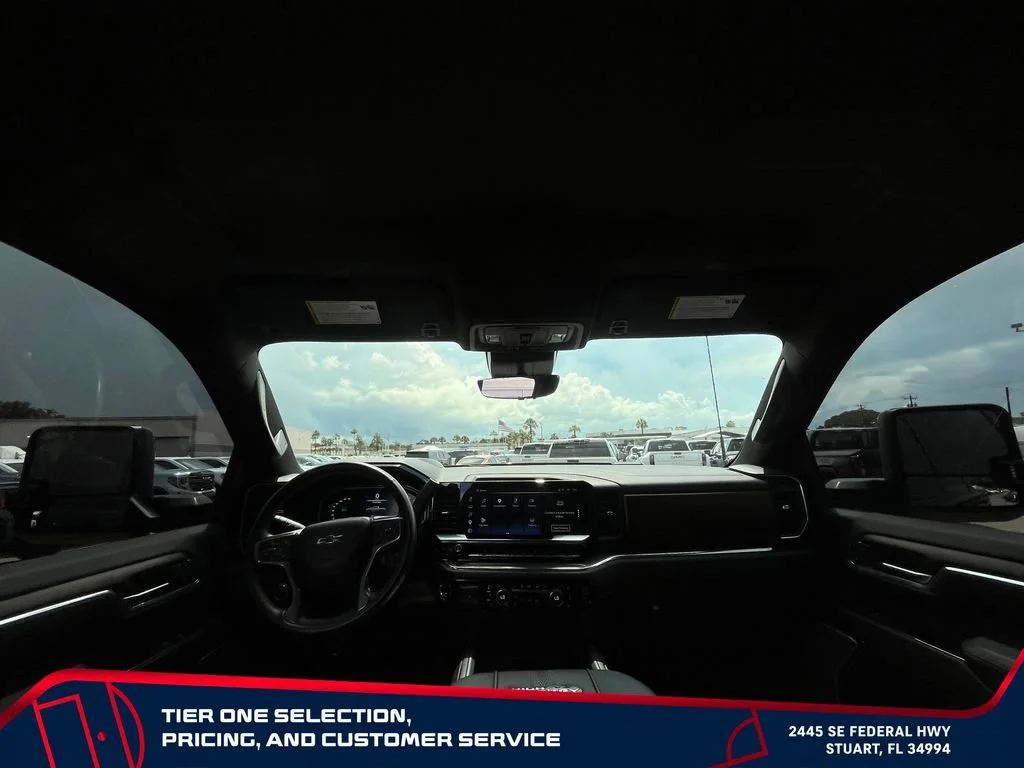 Used 2024 Black Chevrolet High Country image 14