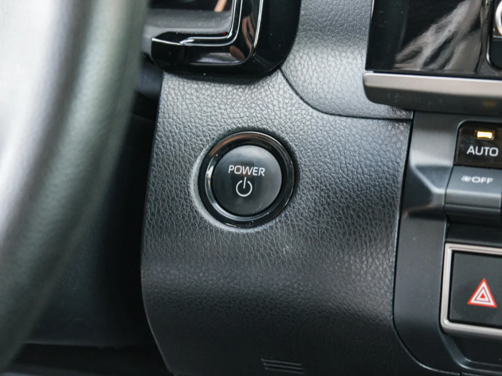 Used 2025 Wind Chill Pearl Toyota XSE image 18