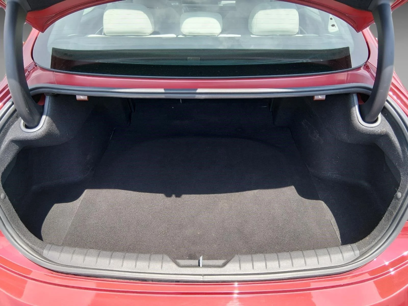 Used 2025 Ultimate red Hyundai SEL image 19