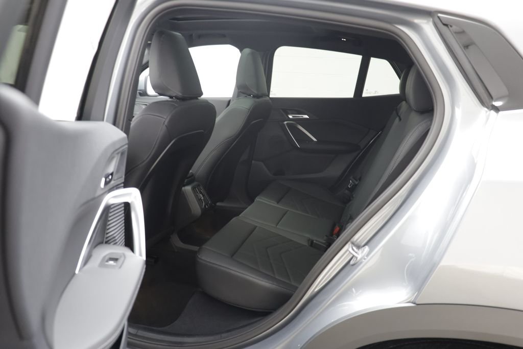 New 2026 Skyscraper Grey Metallic BMW xDrive28i image 14