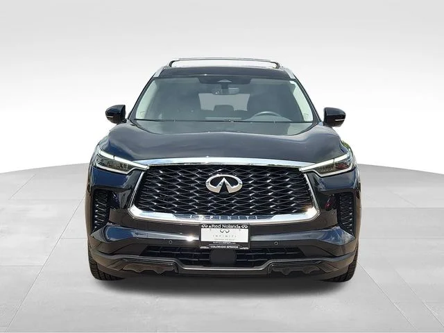 Certified Used 2023 Mineral INFINITI LUXE image 8