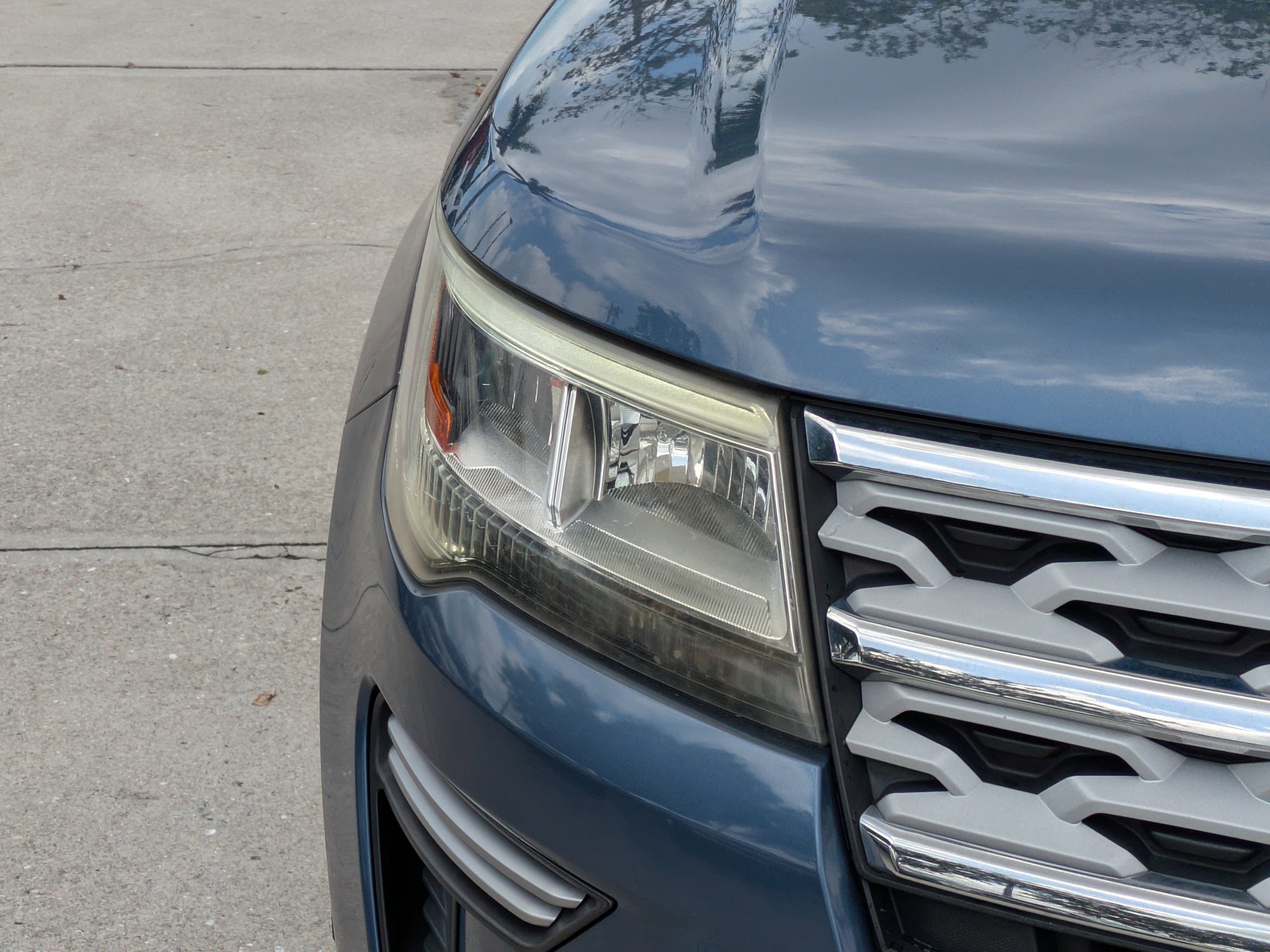 Used 2018 Blue Metallic Ford XLT image 9