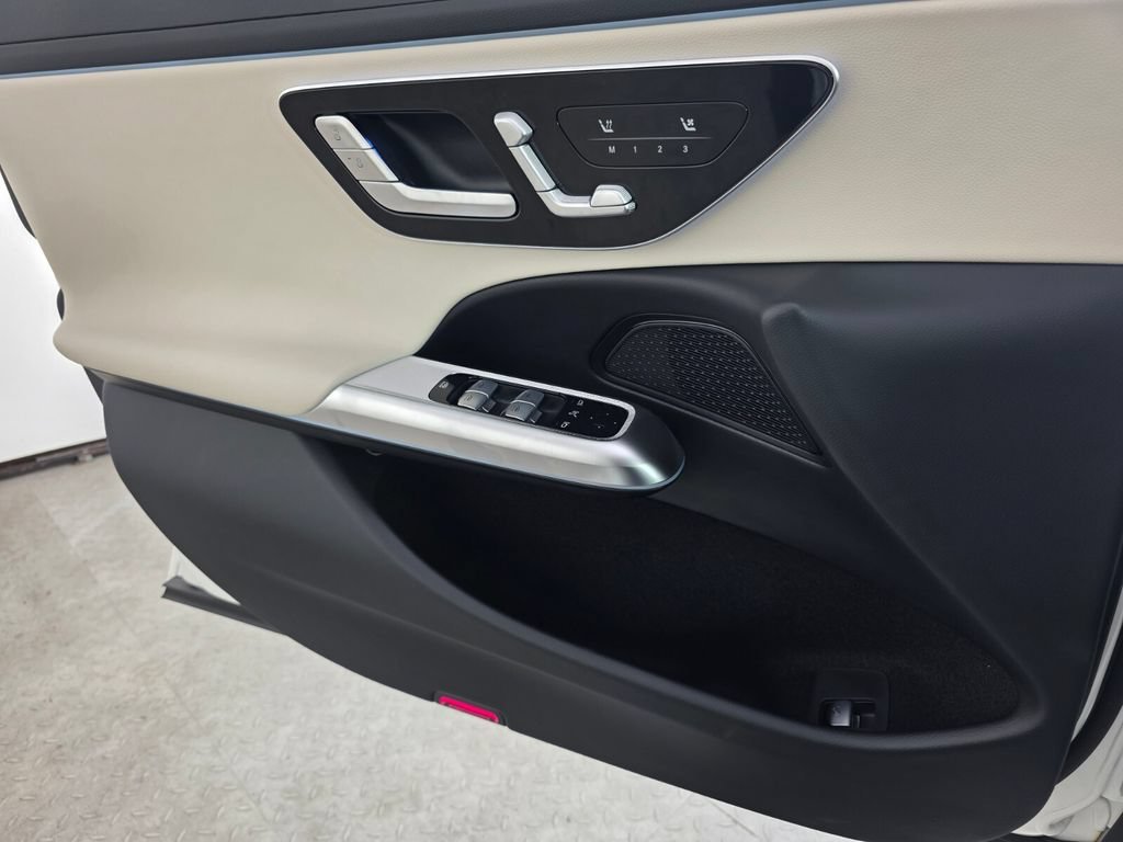 New 2026 Polar White Mercedes-Benz E 350 image 30