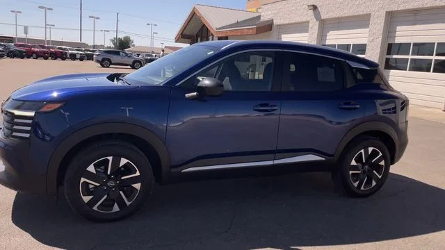 Used 2026 Blue Nissan SV image 6
