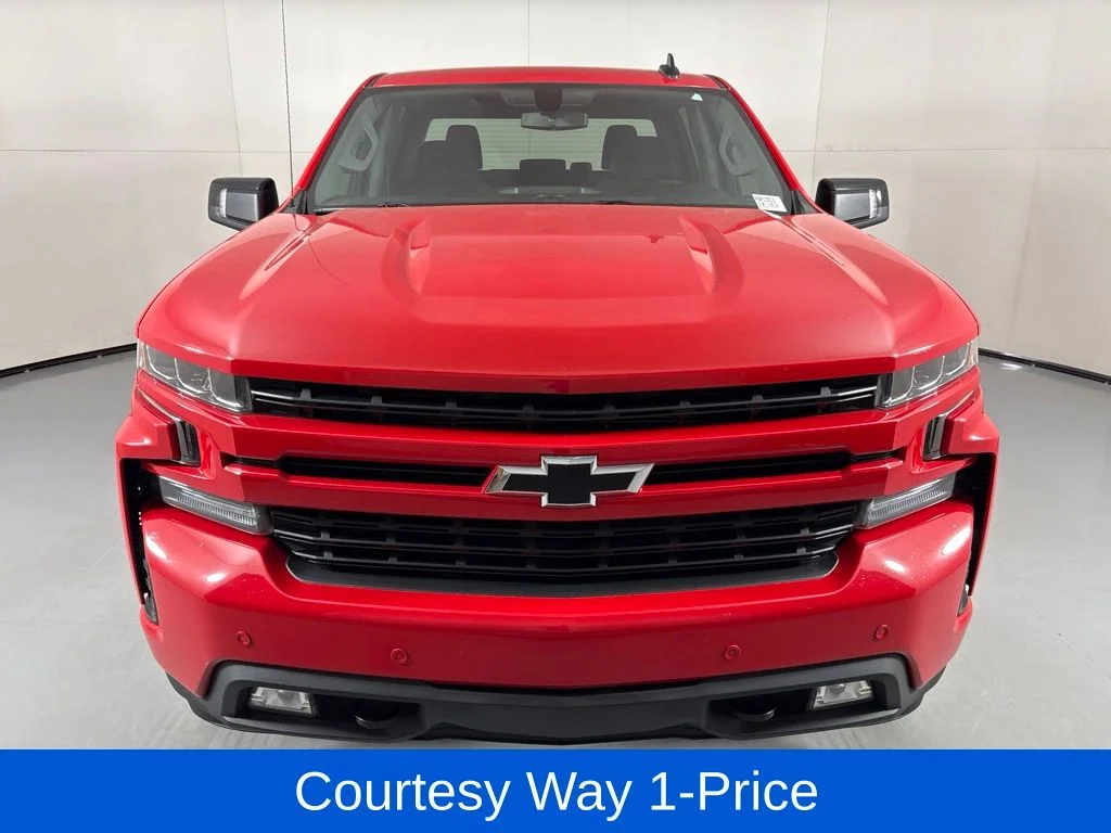 Used 2020 Red Chevrolet RST image 4
