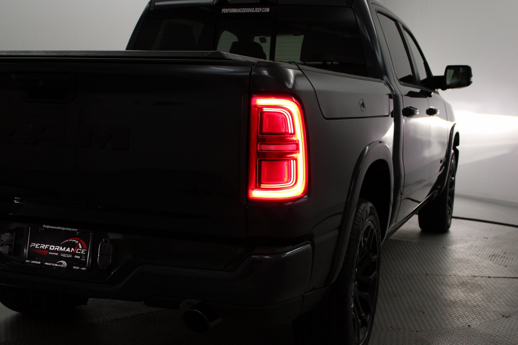 2026 RAM 1500 Limited - Photo 15