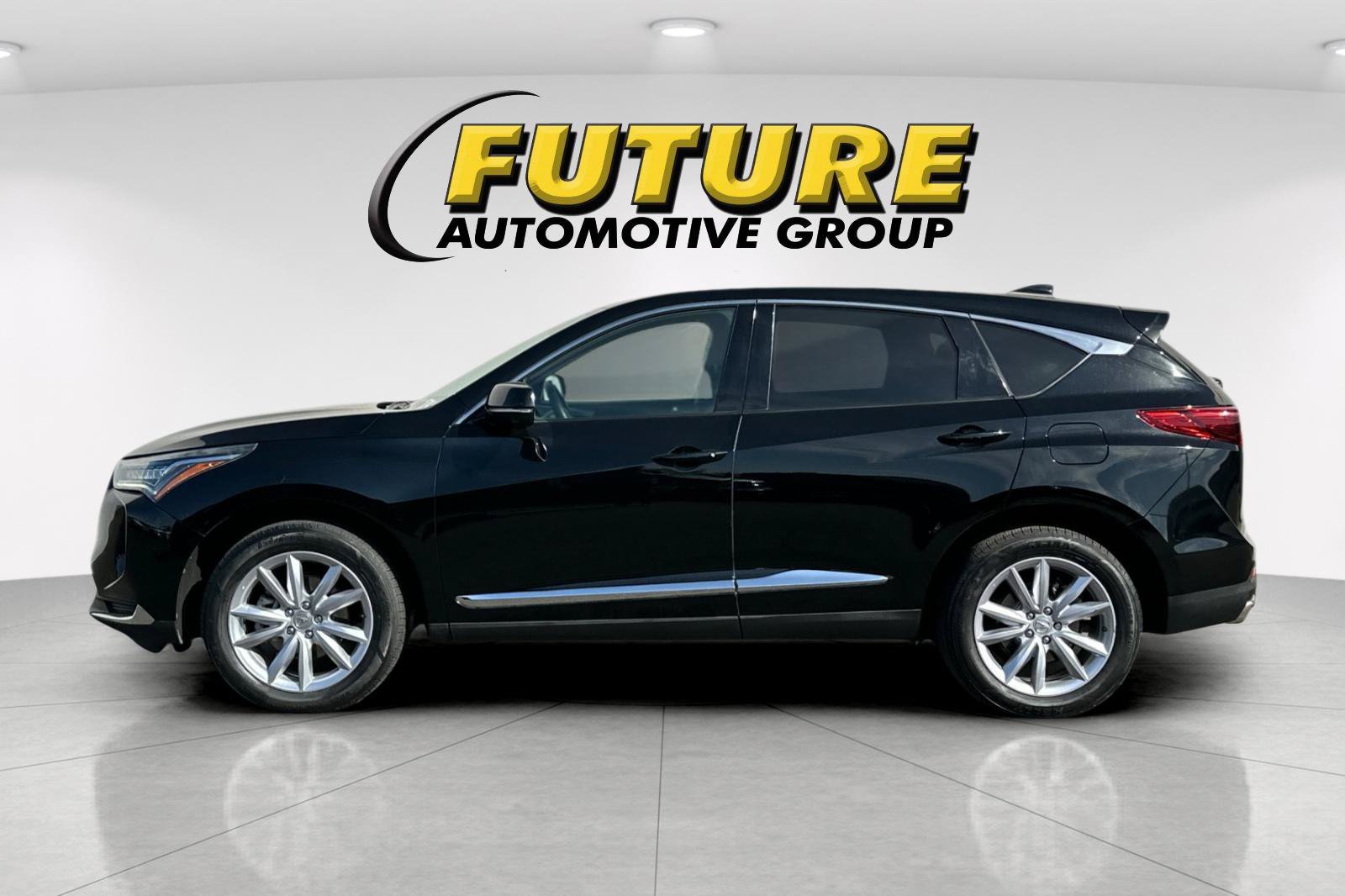 Used 2023  Acura Base image 6