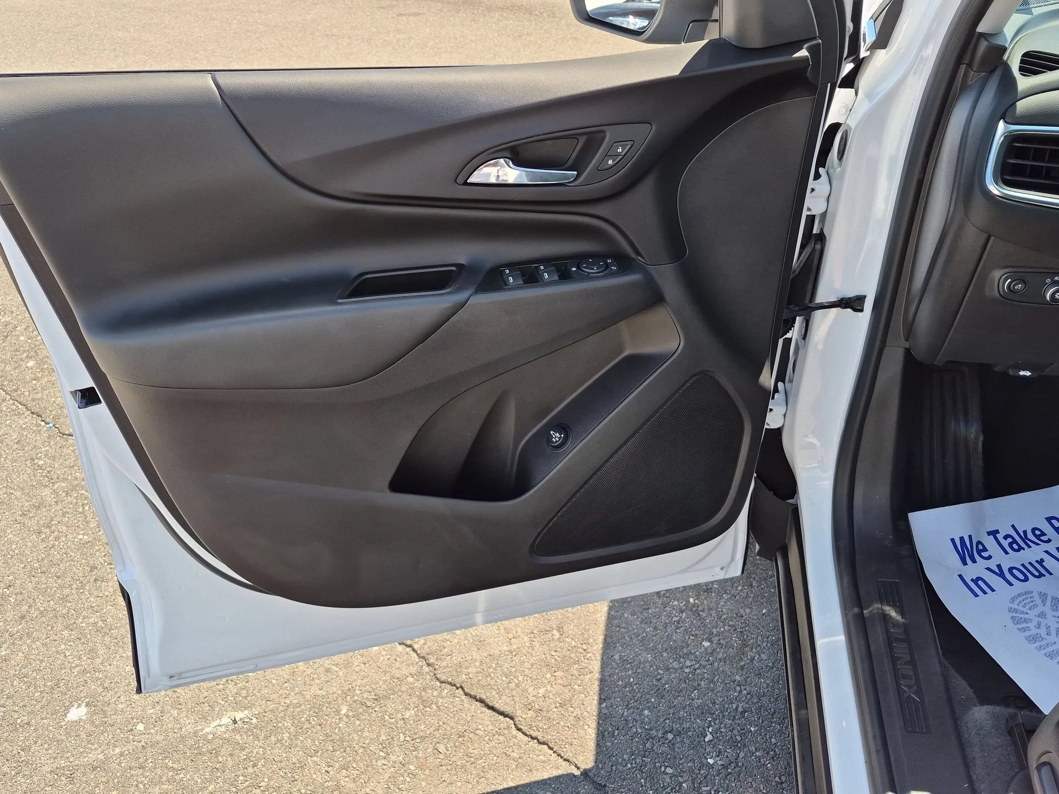 Used 2024 Summit White Chevrolet LT image 19