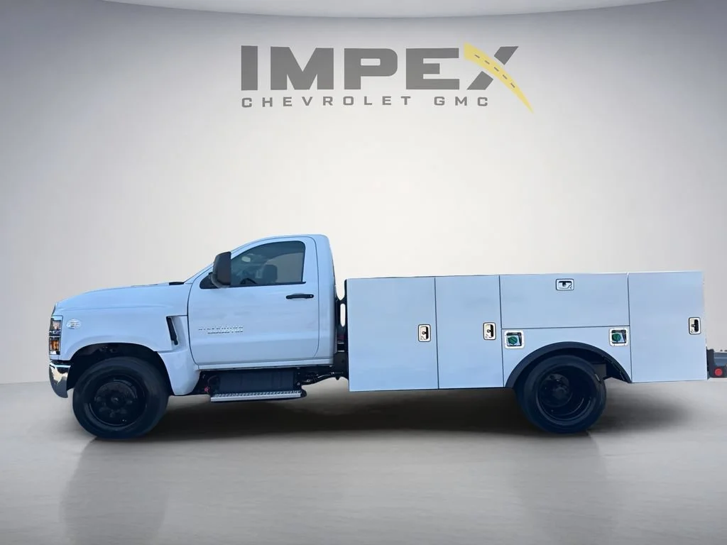 Used 2024 Summit White Chevrolet Work Truck image 2