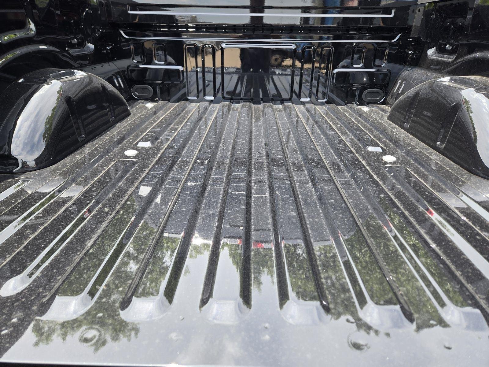 New 2026 Agate Black Metallic Ford XLT image 20