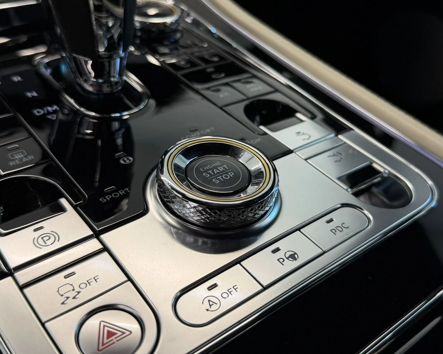 Used 2023 White Bentley V8 S image 26