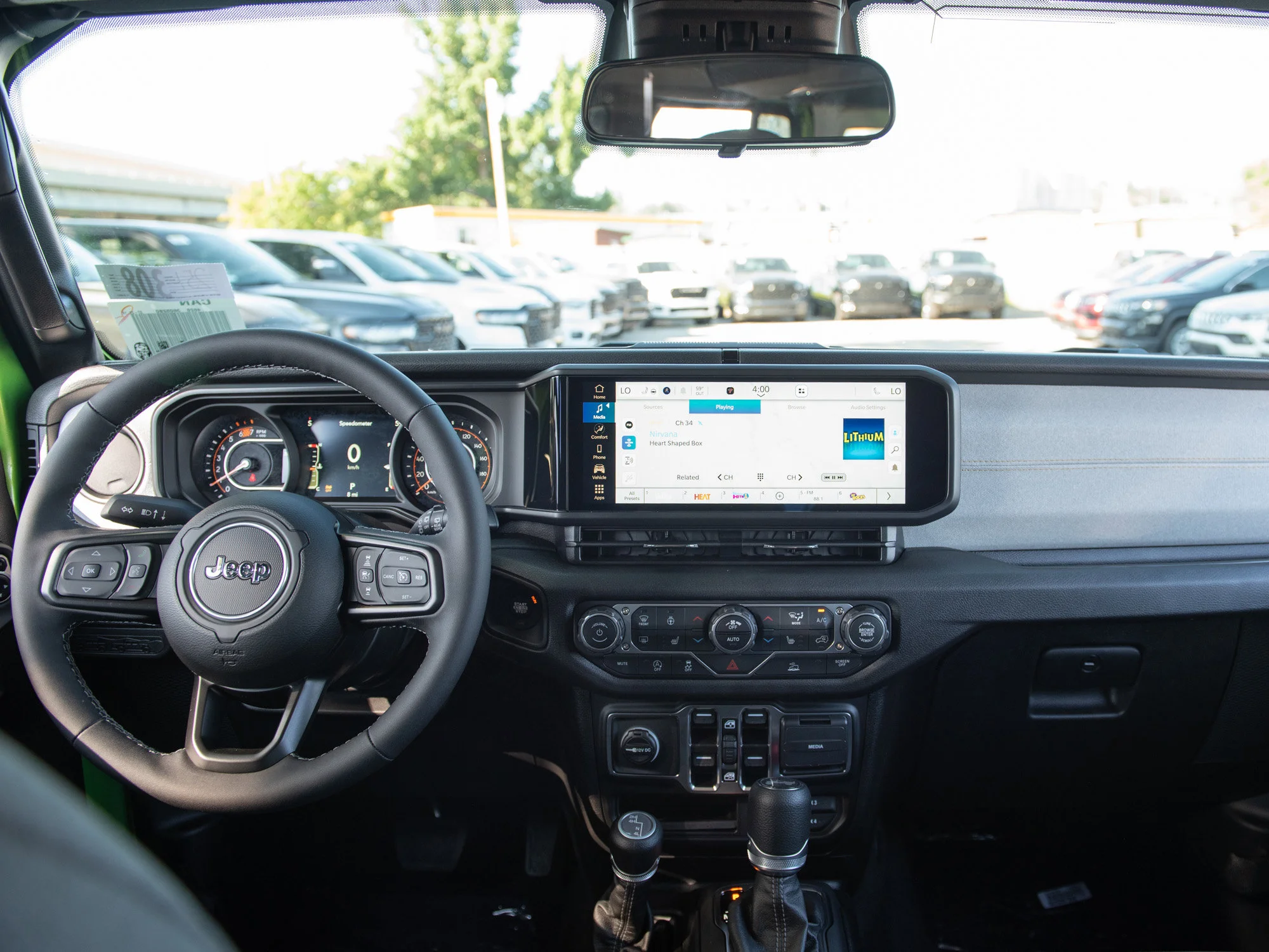 Used 2025 mojito Jeep Sport S* 4 Door 4x4, Remote Start, Heated Seats/Wheel image 8