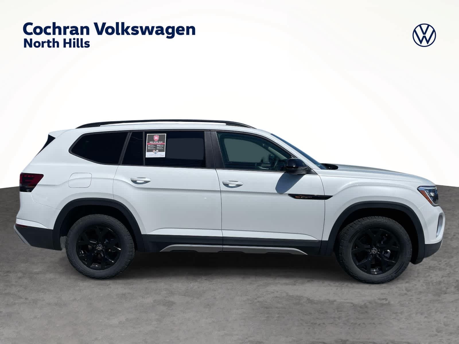 New 2026 Opal White Pearl Volkswagen 2.0T Peak Edition image 2