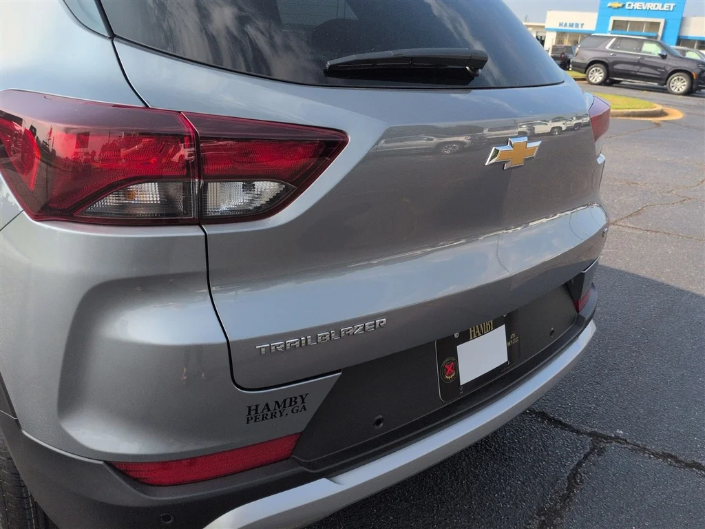 New 2026 Sterling Gray Metallic Chevrolet LT image 55