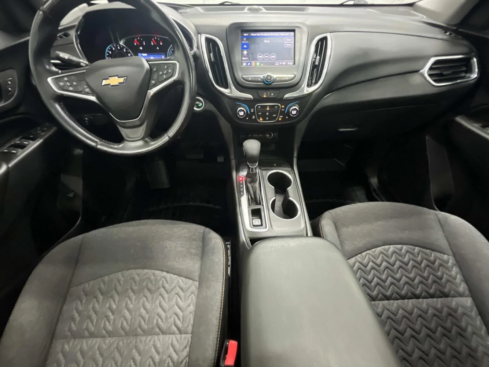 2022 Chevrolet Equinox LT - Photo 12