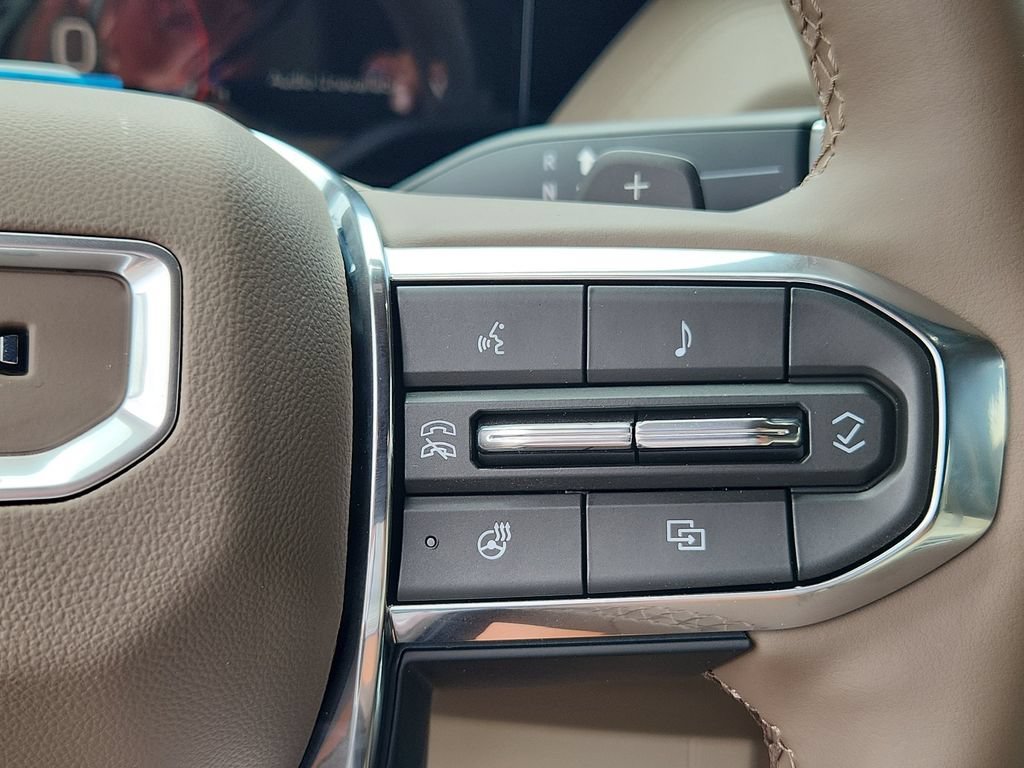 2026 GMC Yukon XL Denali - Photo 15