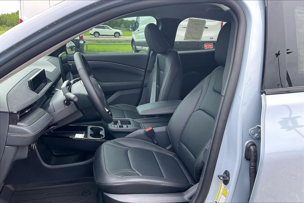 New 2026 Glacier Gray Metallic Tri-coat Ford Premium image 8