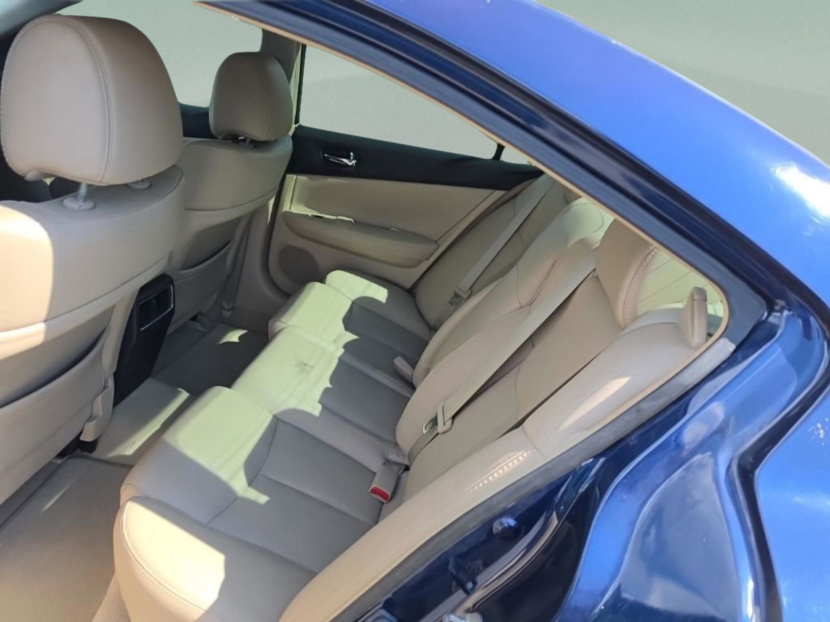 Used 2013 Blue Nissan 3.5 SV image 23