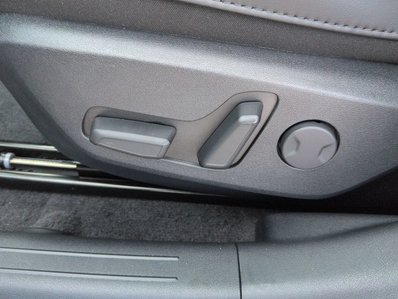 New 2026 Wolf Gray Kia GT-Line image 22