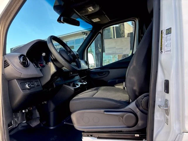 Used 2026 White Mercedes-Benz  image 12