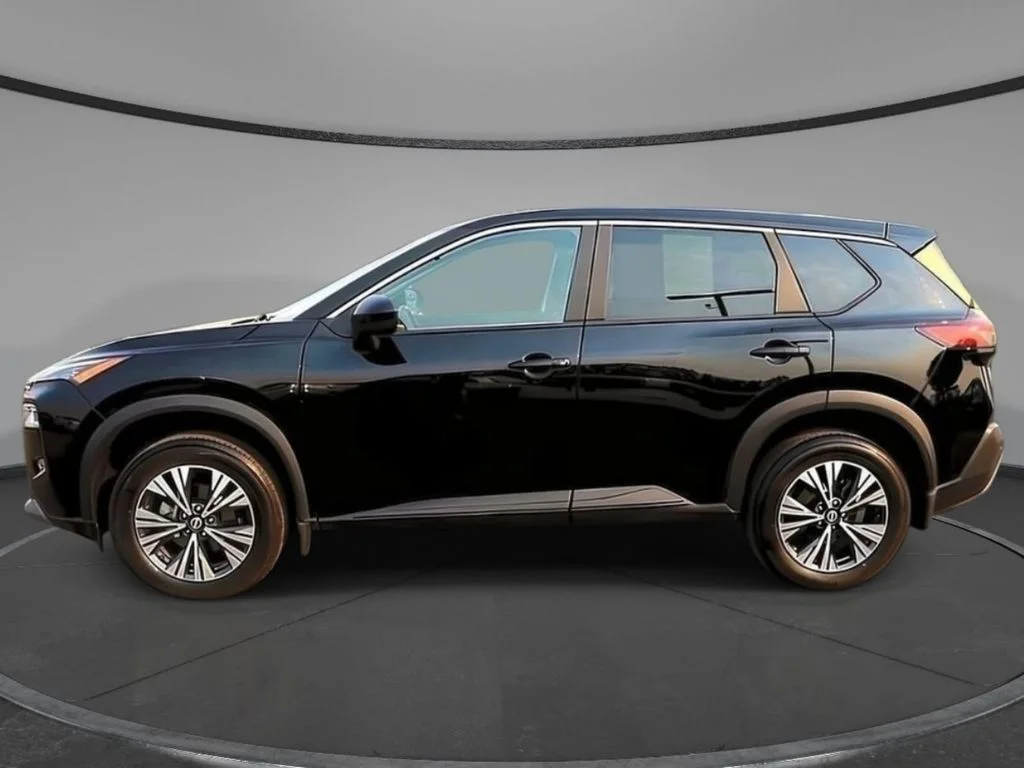 Used 2023 Super Black Nissan SV image 9