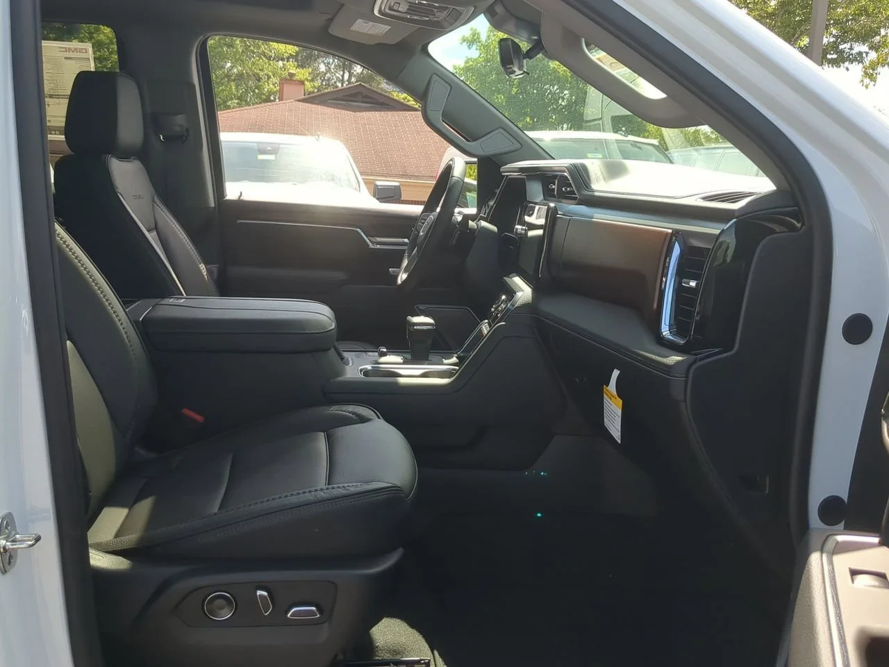 New 2026 Glacier White Tricoat GMC Denali image 29