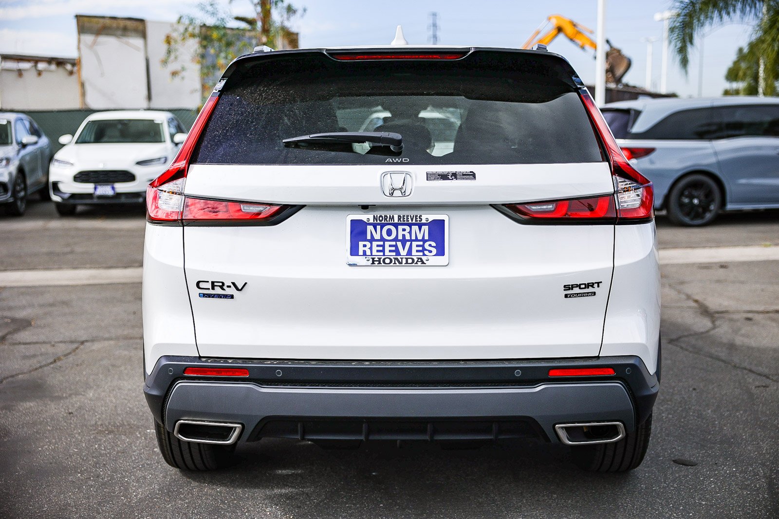 New 2027 Platinum White Pearl Honda Sport Touring AWD image 5