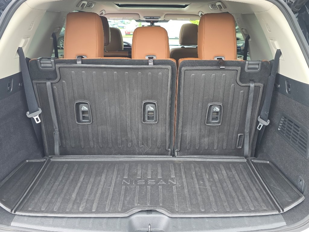 Used 2023 Boulder Gray Pearl Nissan Platinum image 4