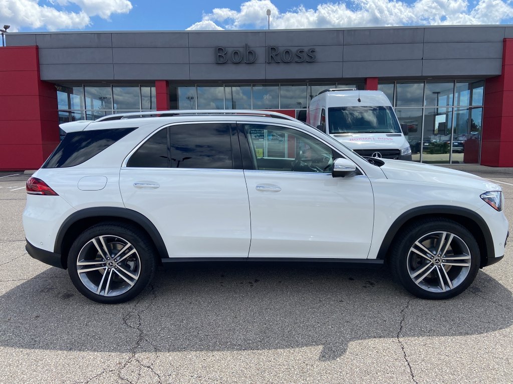 Certified Used 2022 WHITE Mercedes-Benz GLE 450 4MATIC® image 4