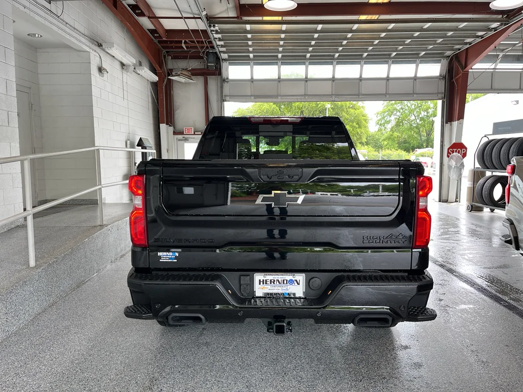 New 2026 Black Chevrolet High Country image 7