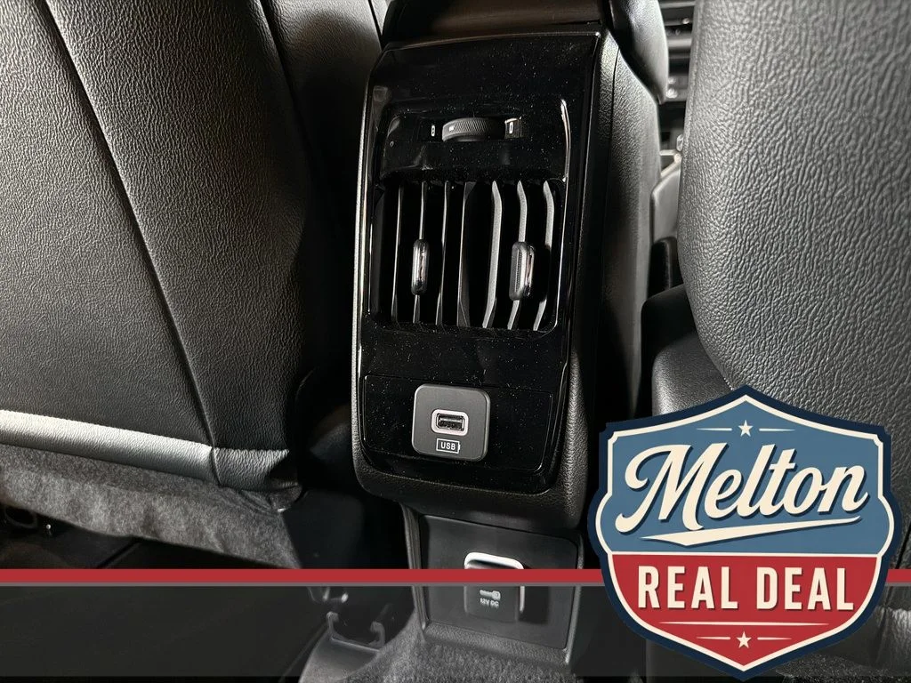 New 2025 Silver Jeep Latitude image 47