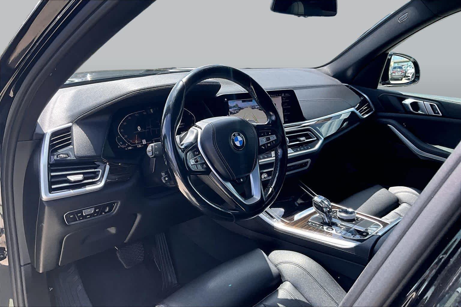 Used 2020 Jet Black BMW xDrive40i image 17