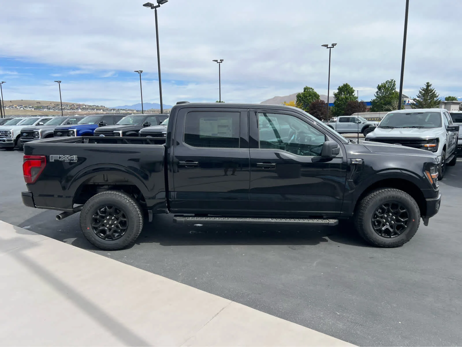 New 2026 Agate Black Metallic Ford XLT image 6