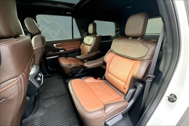 Used 2025 White Ford King Ranch image 23