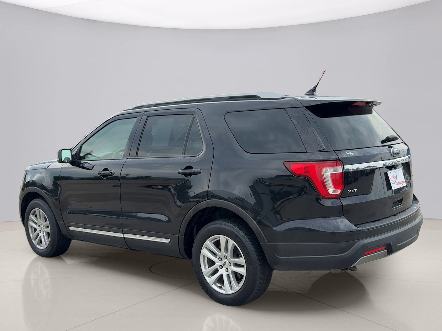 Used 2019 Black Ford XLT image 3